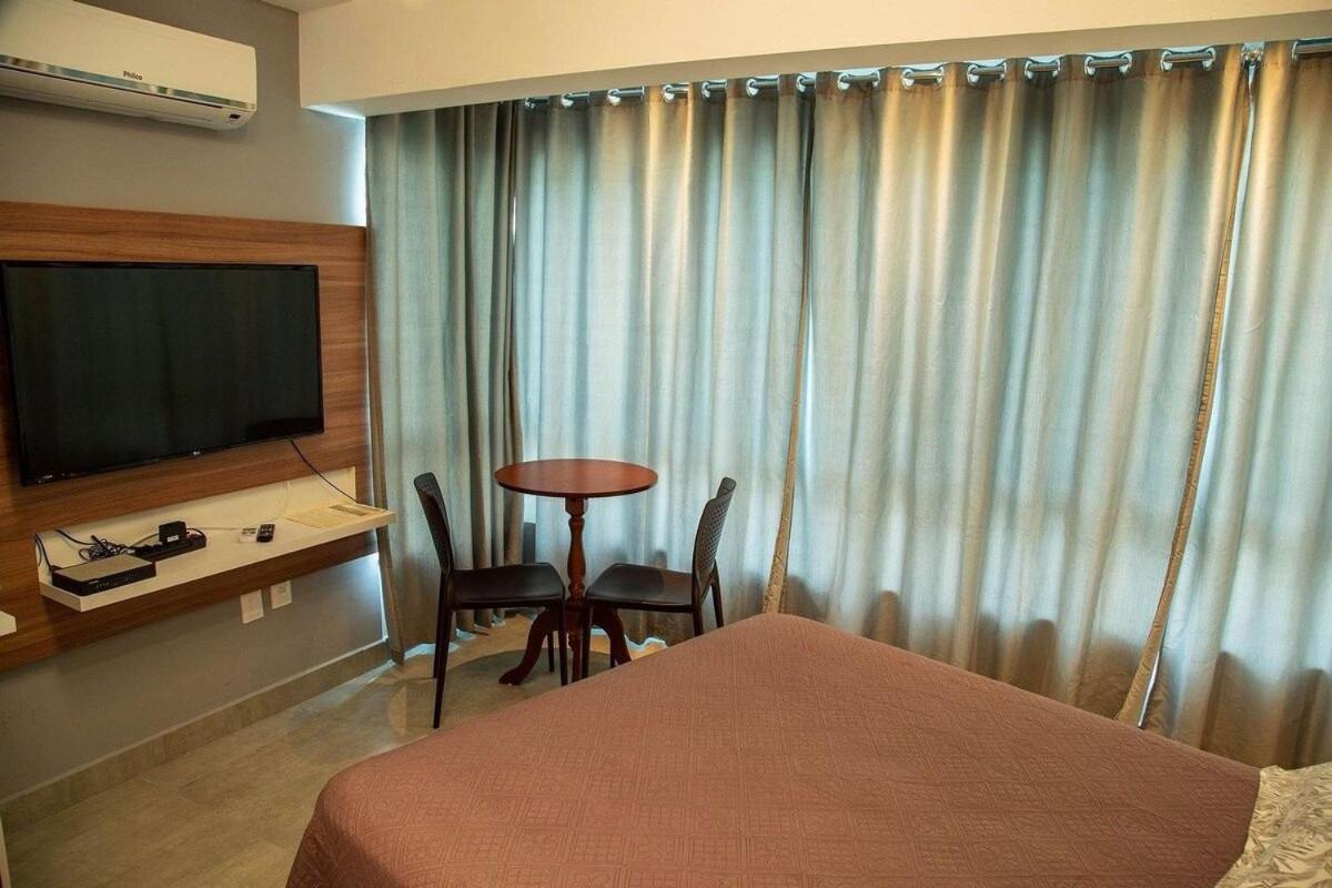 Casais, Predio Beira Mar, Em Frente A Roda Gigante Apartment Balneario Camboriu